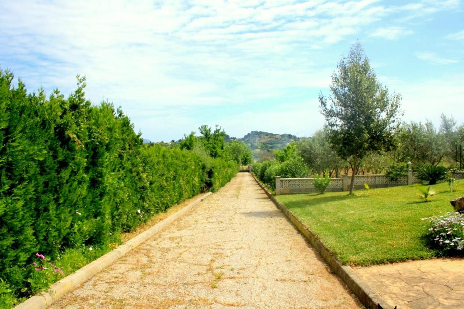 Finca Con Piscina Es Blanquer Hostal Exterior foto