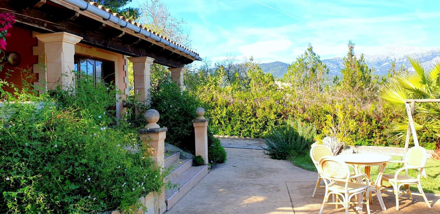Finca Con Piscina Es Blanquer Hostal Exterior foto